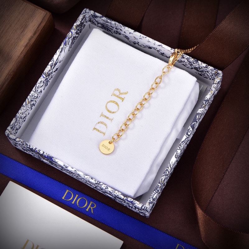 chr1st1an D10r necklaces